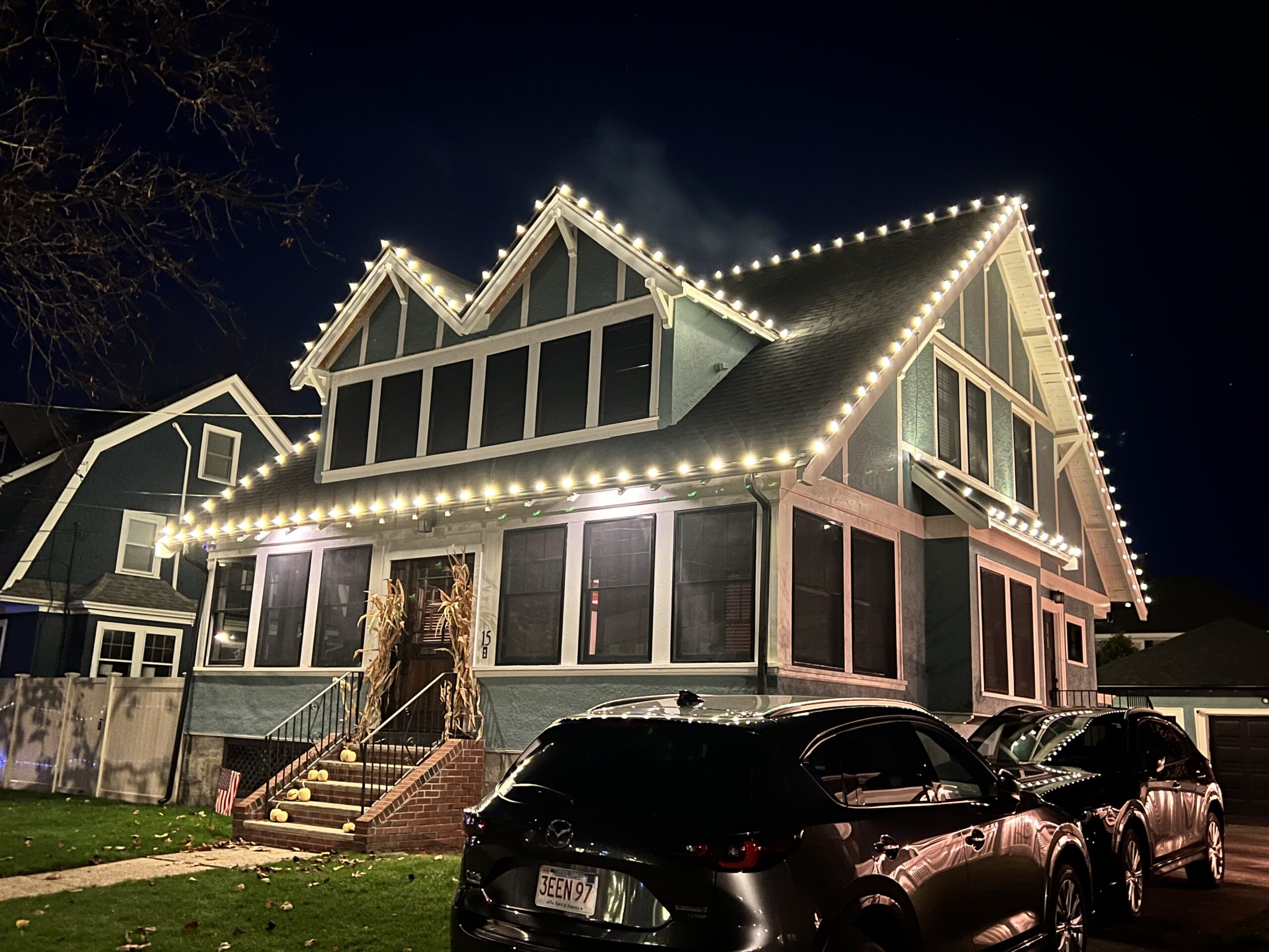 Beautiful Holiday lights on home